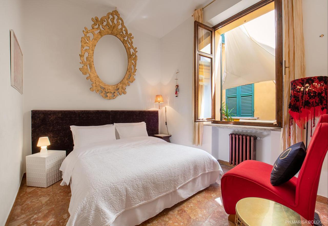 Billie'S Flat Red - Art & Design Apt In Verona Historic Centre מראה חיצוני תמונה