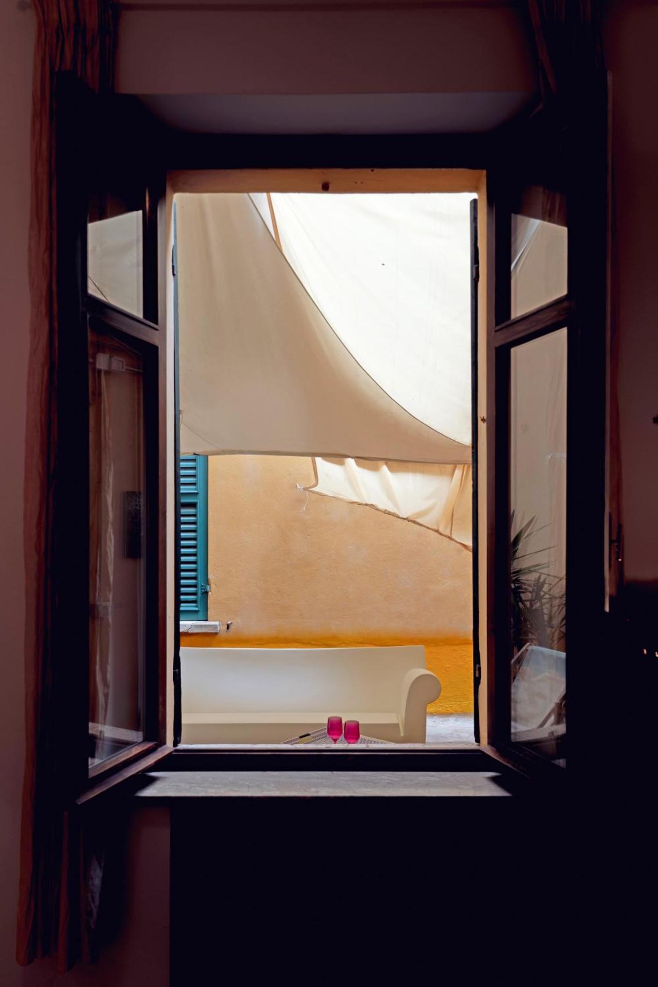 Billie'S Flat Red - Art & Design Apt In Verona Historic Centre מראה חיצוני תמונה